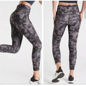Athleta Women's Size Small Leggings Lighting Camo 7/8 Tights Ankle Length Pants